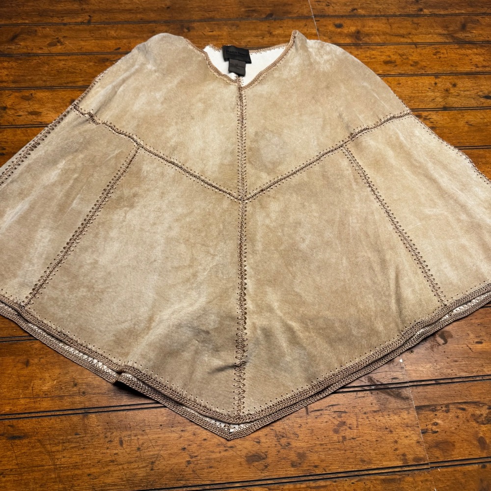 Brandon Thomas Womens‎ Tan Suede 100% Leather Whipstitch Crochet Poncho Size L